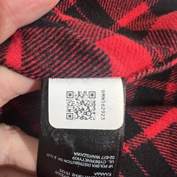 The North Face Men’s Red Plaid Flannel Shirt Size Large Buttons 100% Cotton - Picture 8 of 15